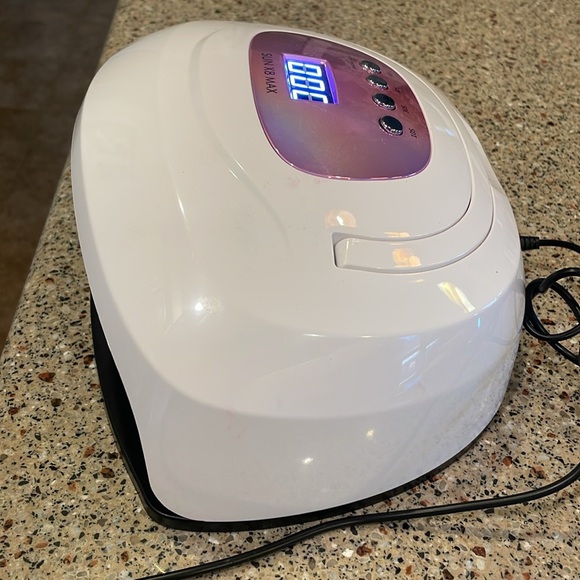 SUN X8 Max Nail Lamp - White and Purple Electric Nail Dryer Manicure Salon - Picture 5 of 5